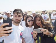 Ilham Aliyev, first lady attend tree-planting campaign on occasion of Azerbaijani national leader's birthday (PHOTO)