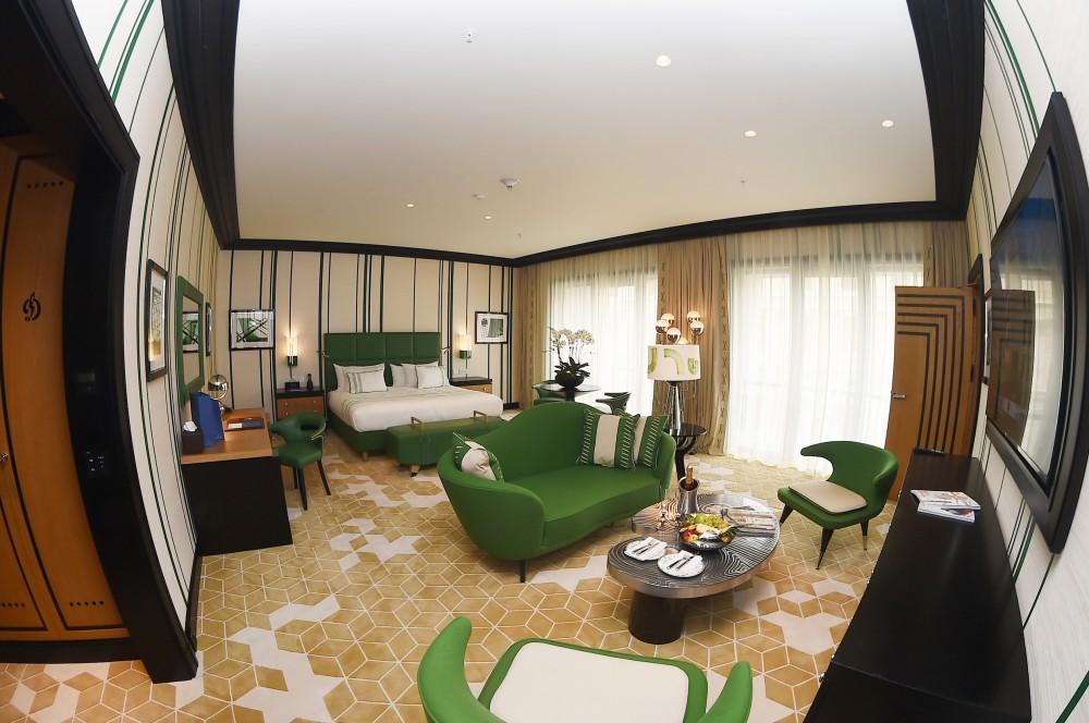 Azerbaijani president, first lady inaugurate Dinamo hotel in Baku (PHOTO)