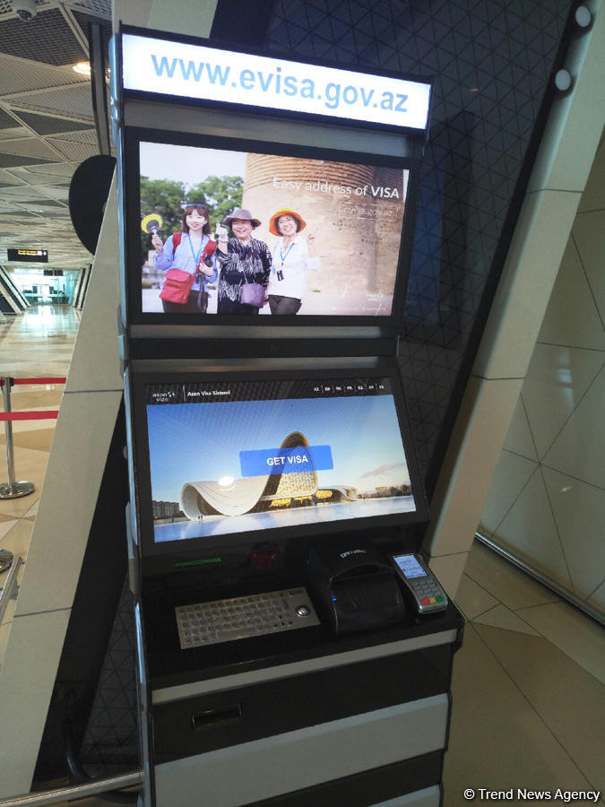 Foreigners to be able to obtain visa at airport in Baku via self-service terminals (PHOTO)