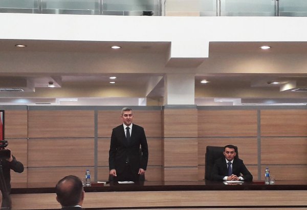 1,500 foreigners apply for registration in Azerbaijan daily