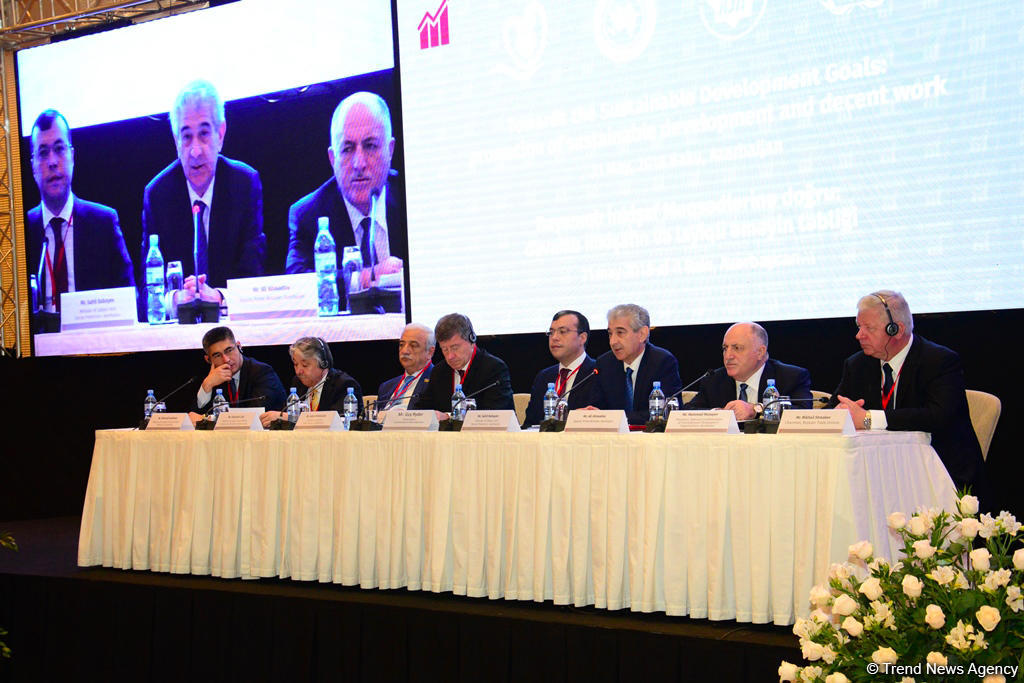 Azerbaijan to continue fighting against informal employment - minister (PHOTO)