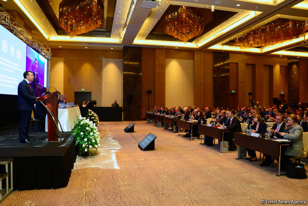 Azerbaijan to continue fighting against informal employment - minister (PHOTO)