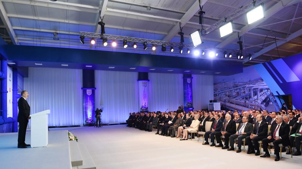 Ilham Aliyev attends launch of Southern Gas Corridor’s first phase (PHOTO)