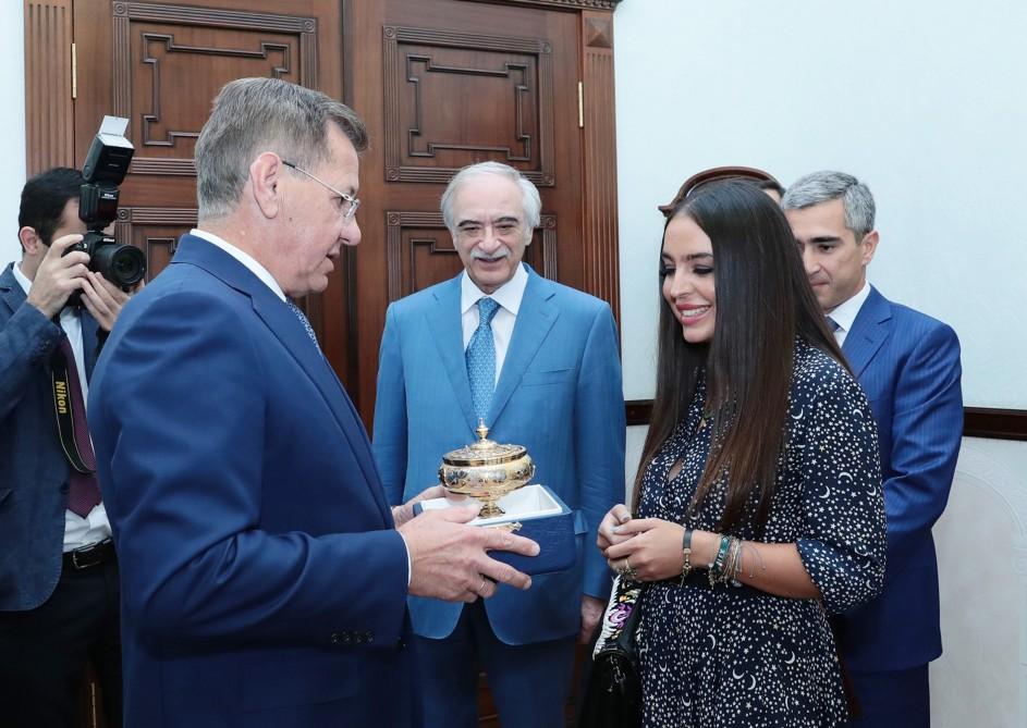 Heydar Aliyev Foundation VP Leyla Aliyeva attends opening of Azerbaijan Business Center in Astrakhan (PHOTO)