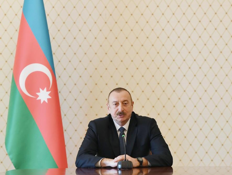 President Aliyev receives envoys, heads of diplomatic missions of Muslim countries (PHOTO)