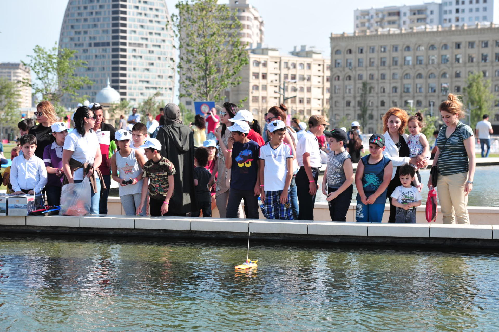 VP of Heydar Aliyev Foundation Leyla Aliyeva attends Children`s Festival (PHOTO)