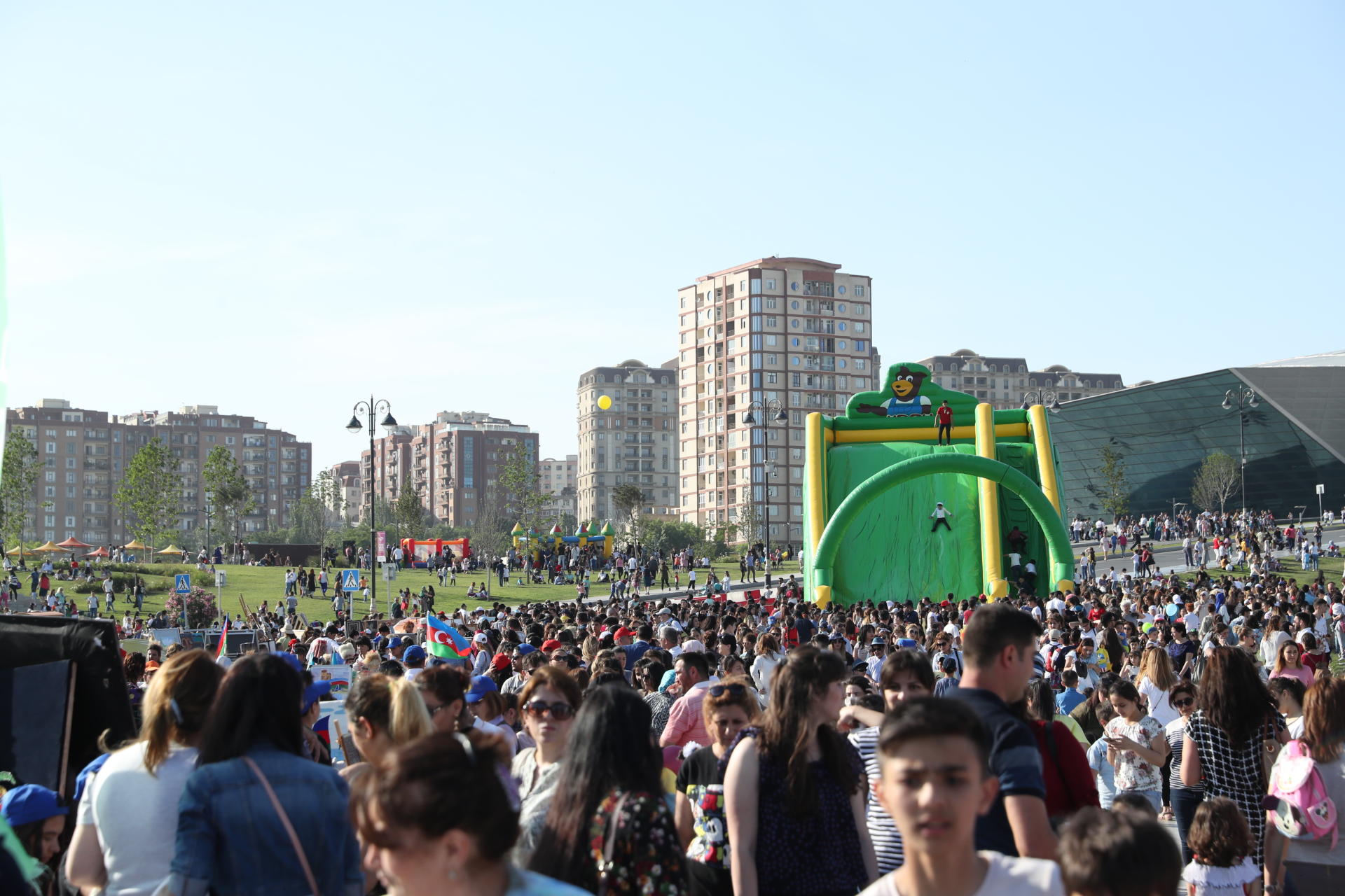 VP of Heydar Aliyev Foundation Leyla Aliyeva attends Children`s Festival (PHOTO)