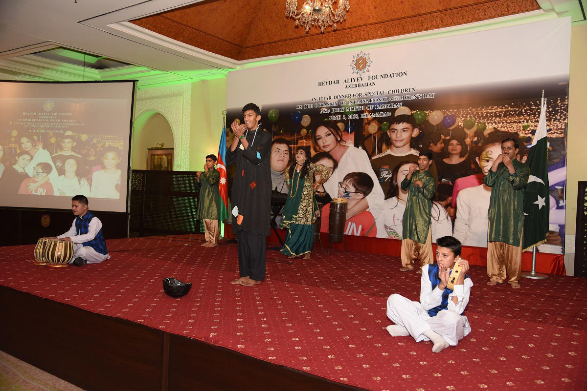 International Children’s Day celebrated in Pakistan with special children by initiative and support of Heydar Aliyev Foundation (PHOTO)