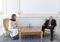 President Ilham Aliyev receives credentials of newly appointed ambassadors (PHOTO)