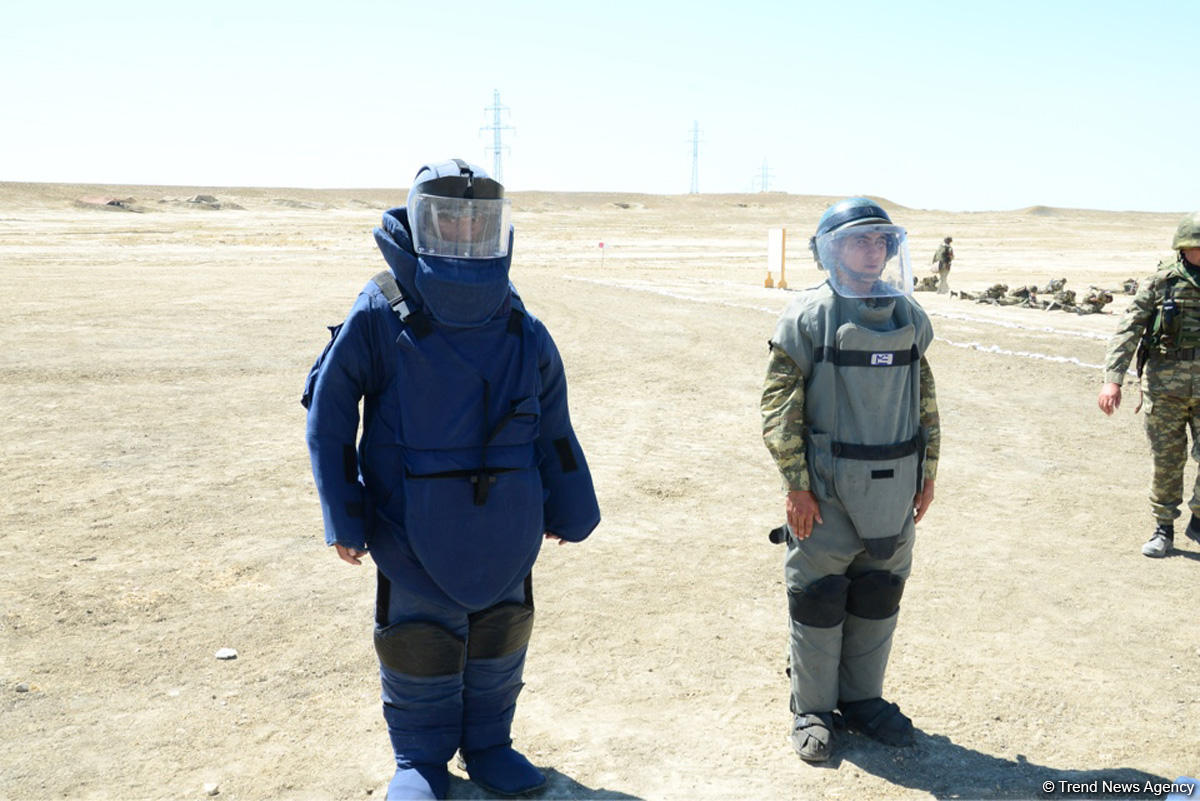 Engineering-sapper troops of Azerbaijan’s Armed Forces hold exercises (PHOTO/VIDEO)