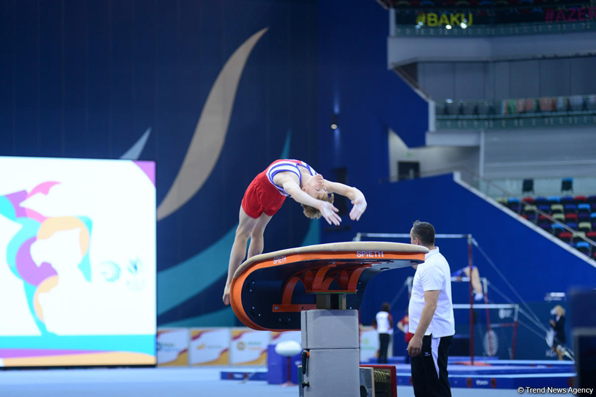 Qualifying gymnastics event for Buenos Aires 2018 Youth Olympics kick off in Baku (PHOTO)