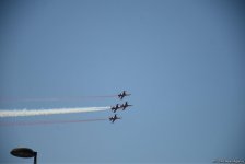 Demonstration flights of Solo Turk and Turkish Stars aircraft above Baku Bay (PHOTO)