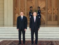 Official welcome ceremony held for Erdogan in Baku (PHOTO)