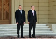 Official welcome ceremony held for Erdogan in Baku (PHOTO)