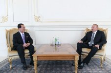 President Aliyev receives credentials of new ambassadors (PHOTO)