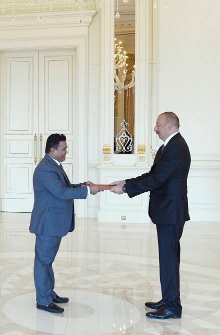 President Aliyev receives credentials of new ambassadors (PHOTO)