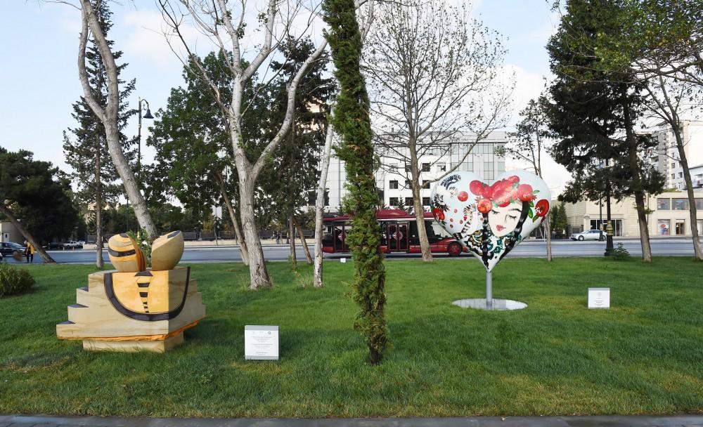 President Aliyev attends opening of sports, amusement park in Khatai district of Baku (PHOTO)