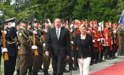 Official welcome ceremony held for Ilham Aliyev in Croatia’s Zagreb (PHOTO)