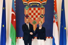 Official welcome ceremony held for Ilham Aliyev in Croatia’s Zagreb (PHOTO)