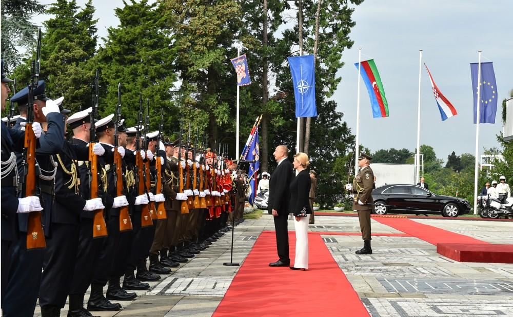 Official welcome ceremony held for Ilham Aliyev in Croatia’s Zagreb (PHOTO)