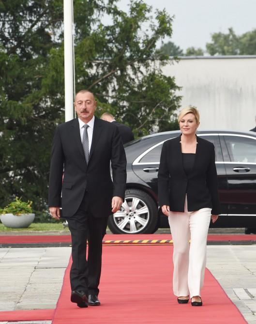 Official welcome ceremony held for Ilham Aliyev in Croatia’s Zagreb (PHOTO)