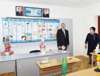 President Aliyev views newly reconstructed school in Mashtagha settlement (PHOTO)