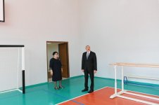 President Aliyev views newly reconstructed school in Mashtagha settlement (PHOTO)