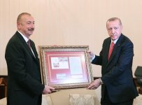 Azerbaijani, Turkish presidents, First Lady Mehriban Aliyeva attend parade, dedicated to 100th anniversary of Baku’s liberation (PHOTO)