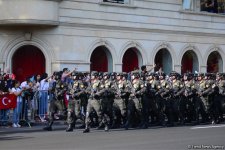 Parade to mark 100th anniversary of Baku’s liberation (PHOTOS)