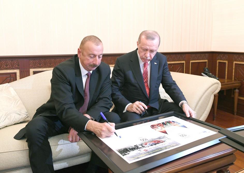 Azerbaijani, Turkish presidents, First Lady Mehriban Aliyeva attend parade, dedicated to 100th anniversary of Baku’s liberation (PHOTO)