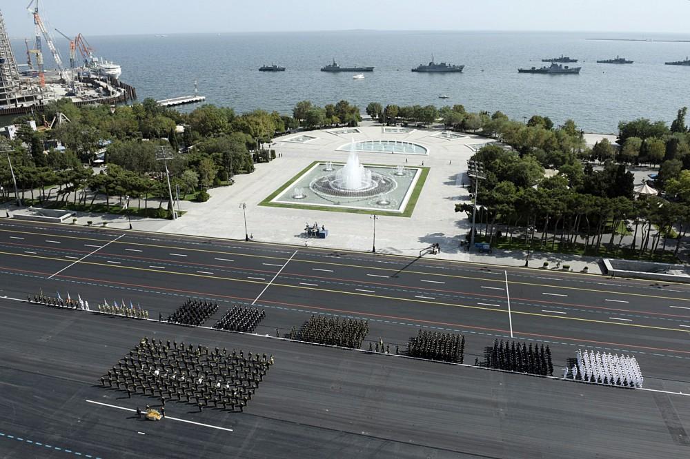 Azerbaijani, Turkish presidents, First Lady Mehriban Aliyeva attend parade, dedicated to 100th anniversary of Baku’s liberation (PHOTO)