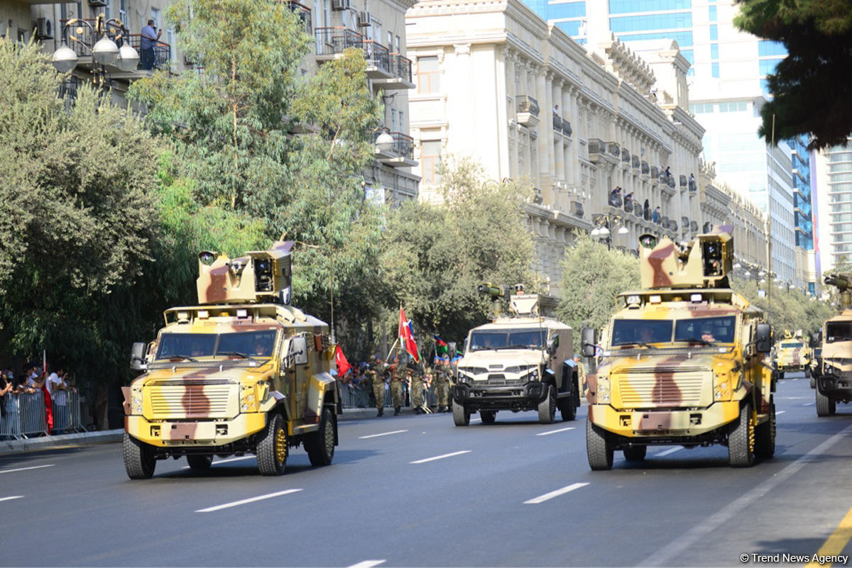 Parade to mark 100th anniversary of Baku’s liberation (PHOTOS)