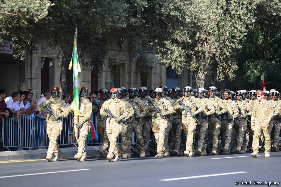 Parade to mark 100th anniversary of Baku’s liberation (PHOTOS)