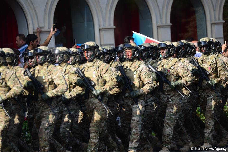 Parade to mark 100th anniversary of Baku’s liberation (PHOTOS)