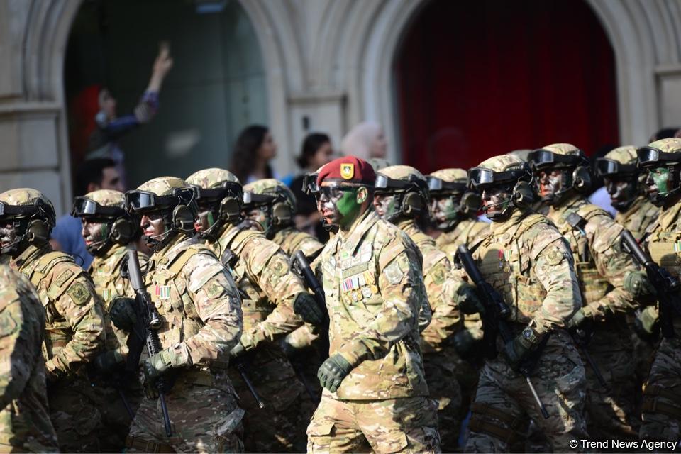 Parade to mark 100th anniversary of Baku’s liberation (PHOTOS)