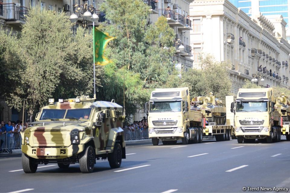 Parade to mark 100th anniversary of Baku’s liberation (PHOTOS)