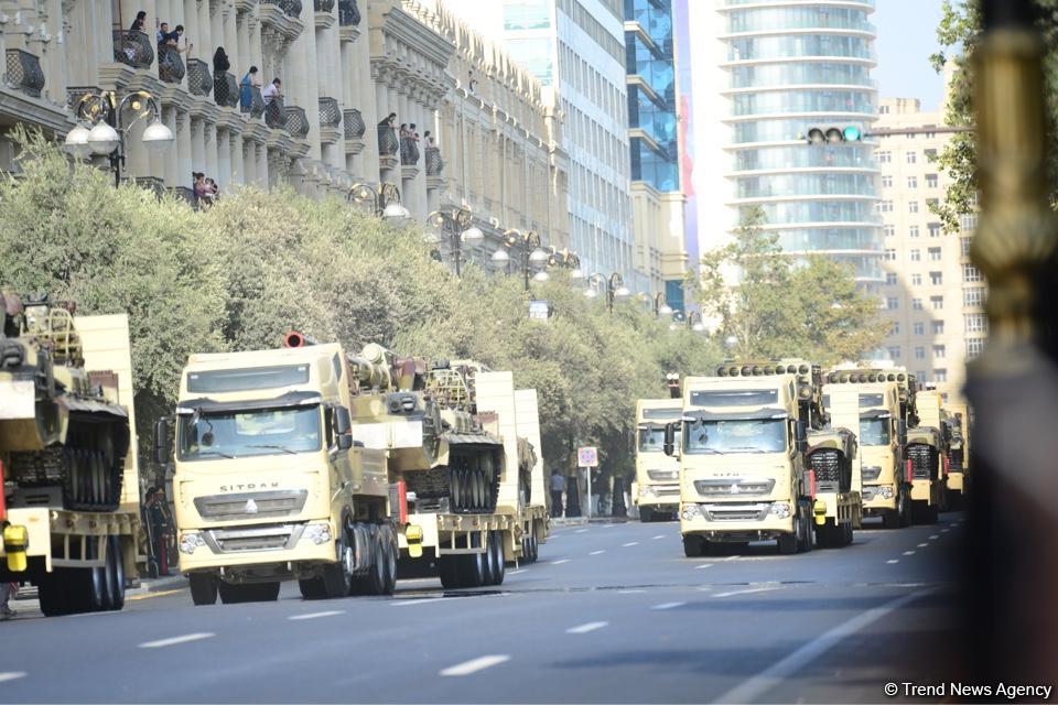 Parade to mark 100th anniversary of Baku’s liberation (PHOTOS)