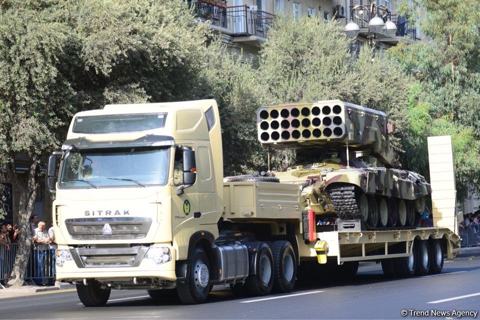 Parade to mark 100th anniversary of Baku’s liberation (PHOTOS)
