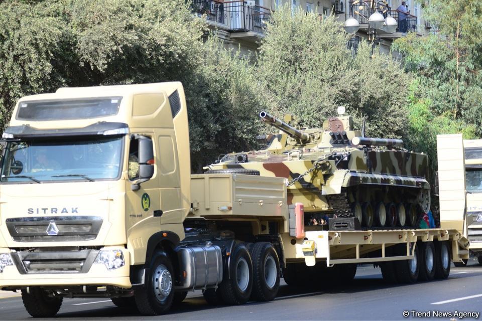 Parade to mark 100th anniversary of Baku’s liberation (PHOTOS)