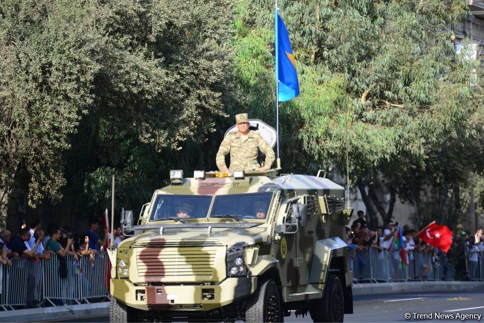 Parade to mark 100th anniversary of Baku’s liberation (PHOTOS)