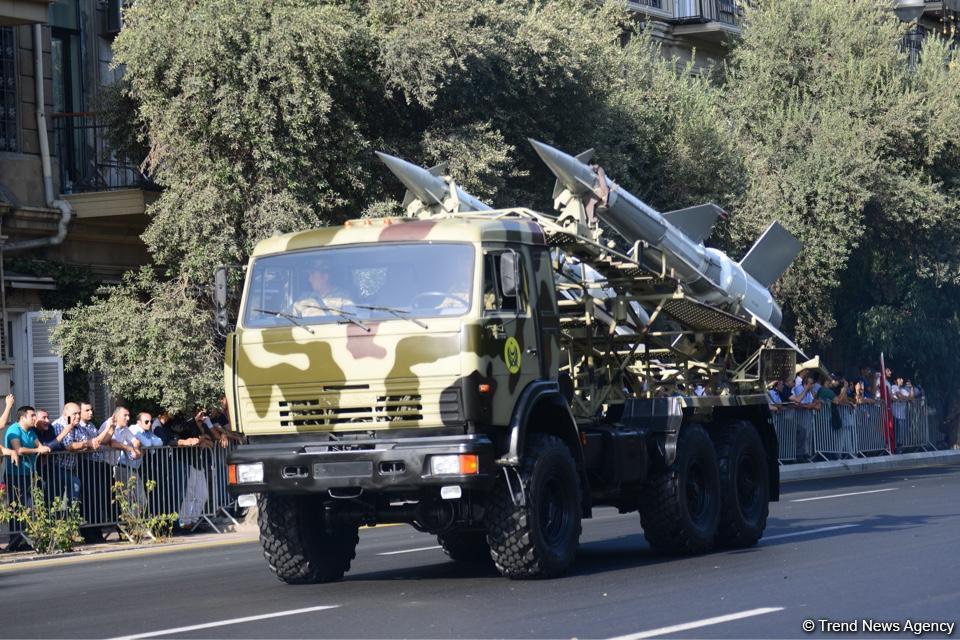 Parade to mark 100th anniversary of Baku’s liberation (PHOTOS)