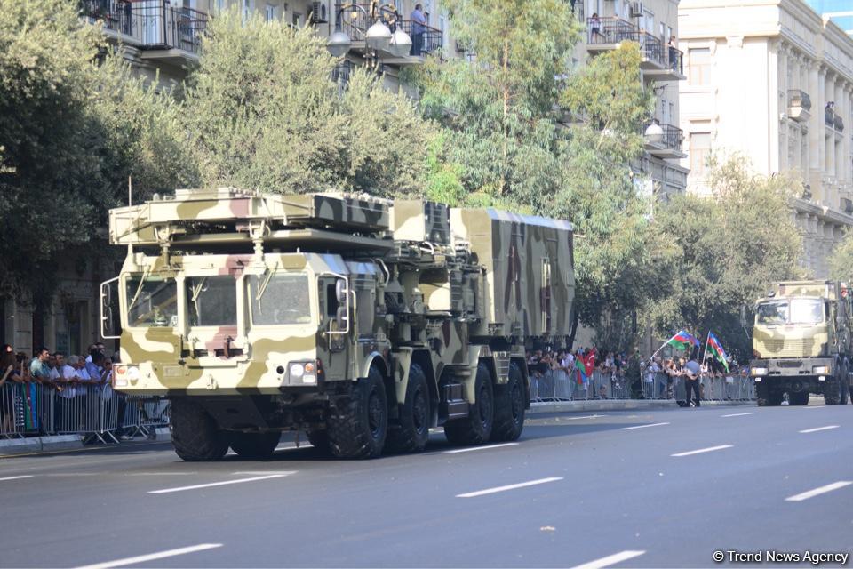 Parade to mark 100th anniversary of Baku’s liberation (PHOTOS)