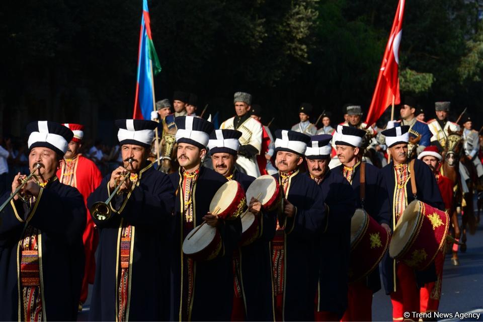 Parade to mark 100th anniversary of Baku’s liberation (PHOTOS)