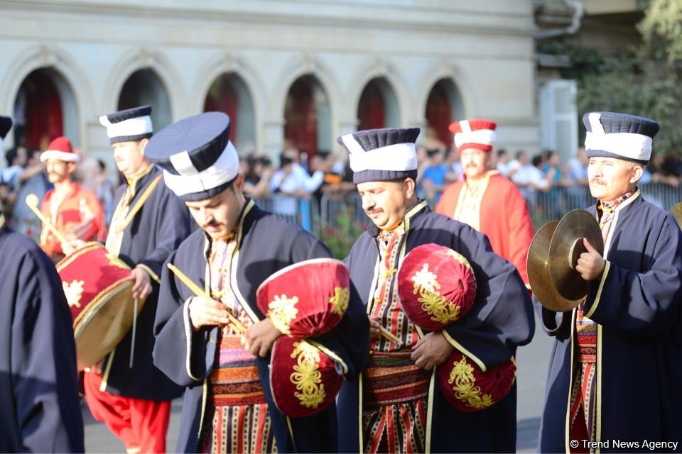 Parade to mark 100th anniversary of Baku’s liberation (PHOTOS)