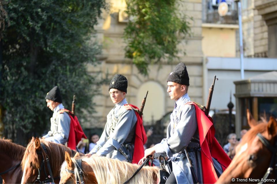 Parade to mark 100th anniversary of Baku’s liberation (PHOTOS)