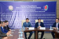 Azerbaijani Agency for Development of SMEs to implement "single window" (PHOTO)
