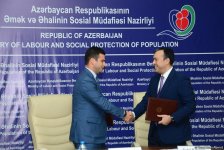 Azerbaijani Agency for Development of SMEs to implement "single window" (PHOTO)