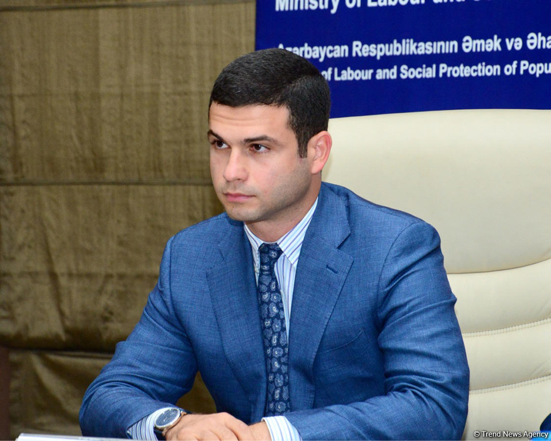 Azerbaijani Agency for Development of SMEs to implement "single window" (PHOTO)