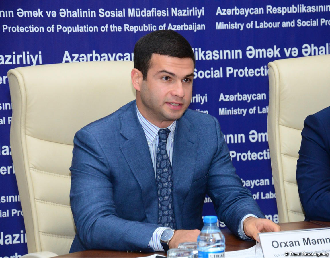 Azerbaijani Agency for Development of SMEs to implement "single window" (PHOTO)