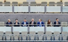 Azerbaijani president watches fights at World Judo Championships (PHOTO)